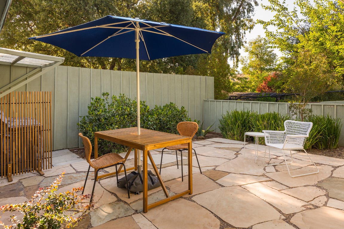 20575 Cheney Drive Topanga, CA 90290 - Photo 34 of 35