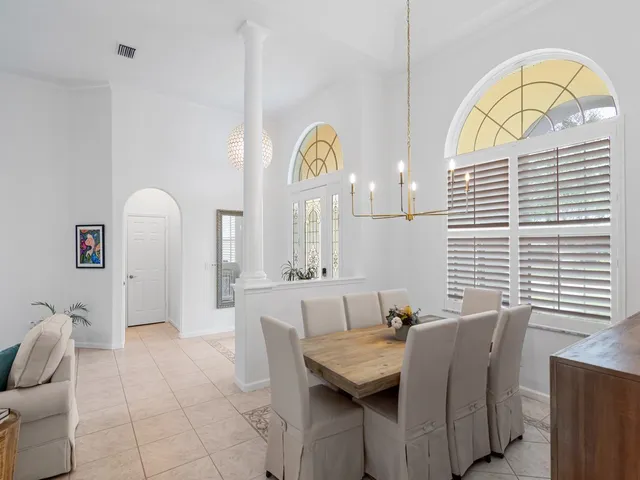 $735,000 | 1055 Quail Court Southwest, Vero Beach, FL 32968