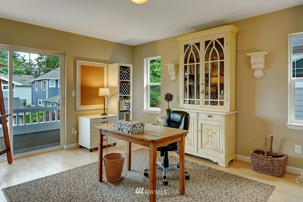 16542 Parkside Way Southeast Renton, WA 98058 - Photo 14 of 25