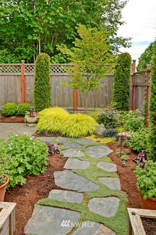 16542 Parkside Way Southeast Renton, WA 98058 - Photo 22 of 25