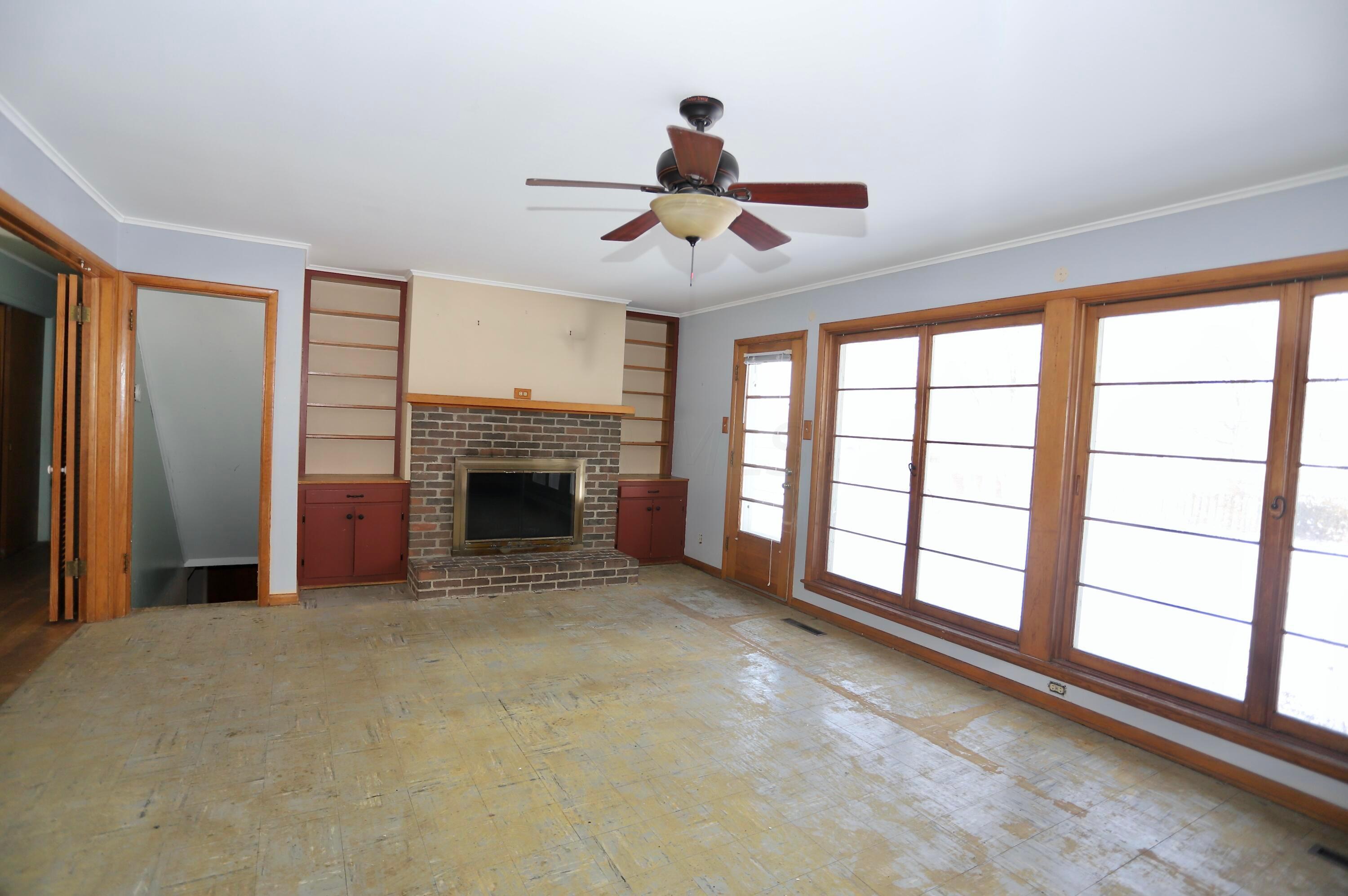 354 Troy Road Delaware, OH 43015 - Photo 10 of 35 living room and fireplace