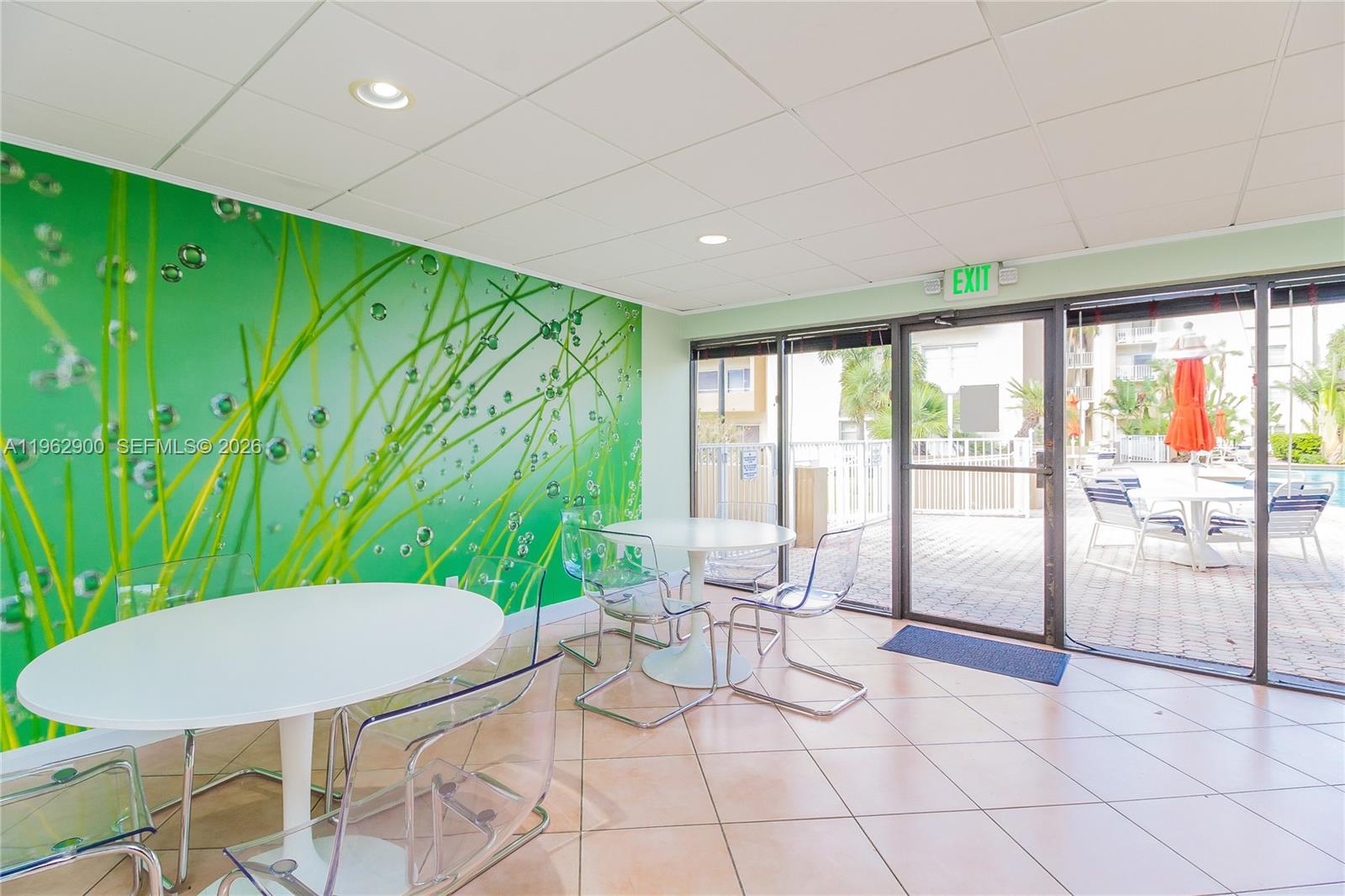 7777 Southwest 86th Street, Unit F1310 Miami, FL 33143 - Photo 34 of 37 Welcoming meeting areas