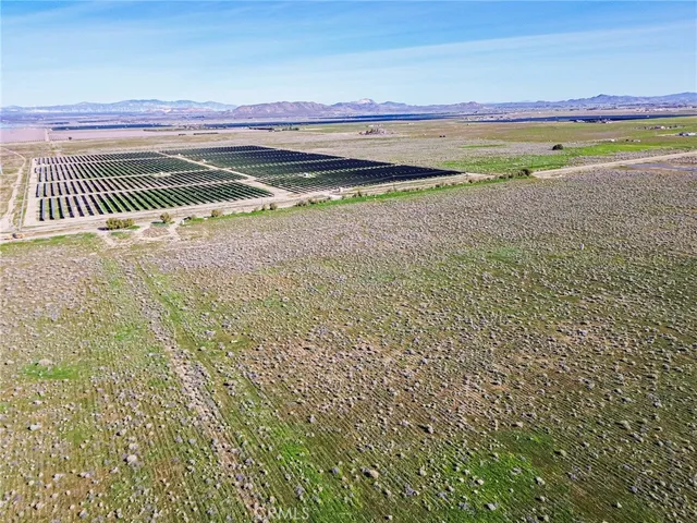 $17,500 | 10400 West Ave B, Lancaster, CA 93536