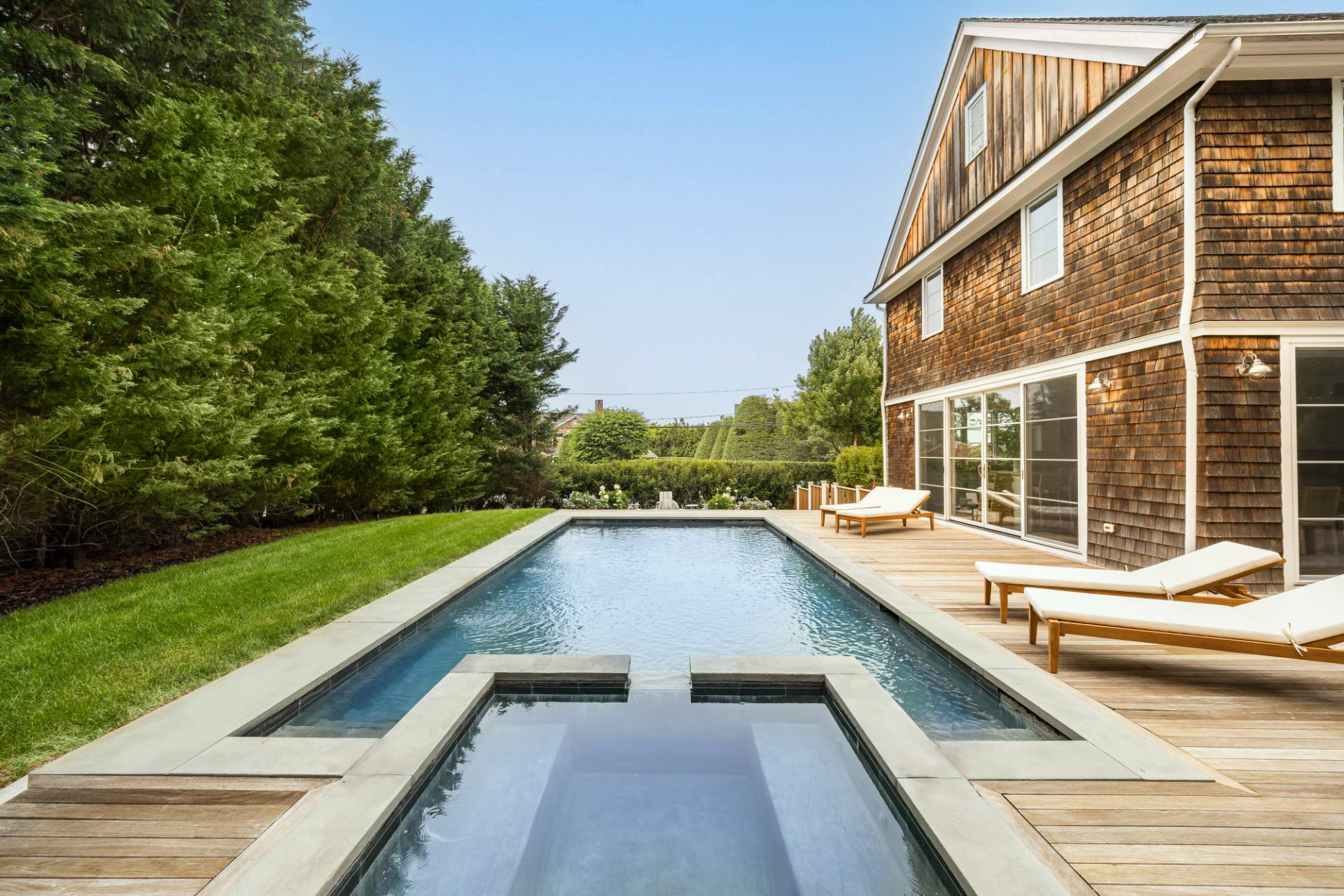 93 Redwood Road Sag Harbor, NY 11963 - Photo 11 of 37 Gallery Image 11