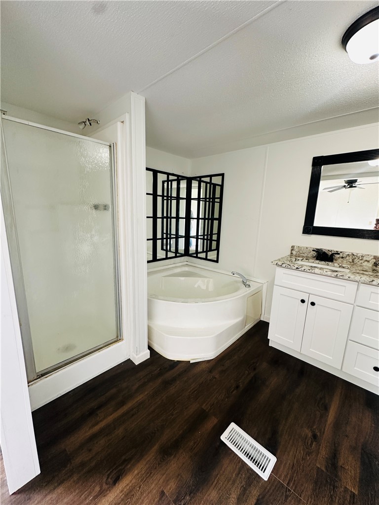 134 Arabian Way Anderson, SC 29626 - Photo 17 of 23 This bathroom features a contemporary design, offering a comfortable and practical space for daily routines.