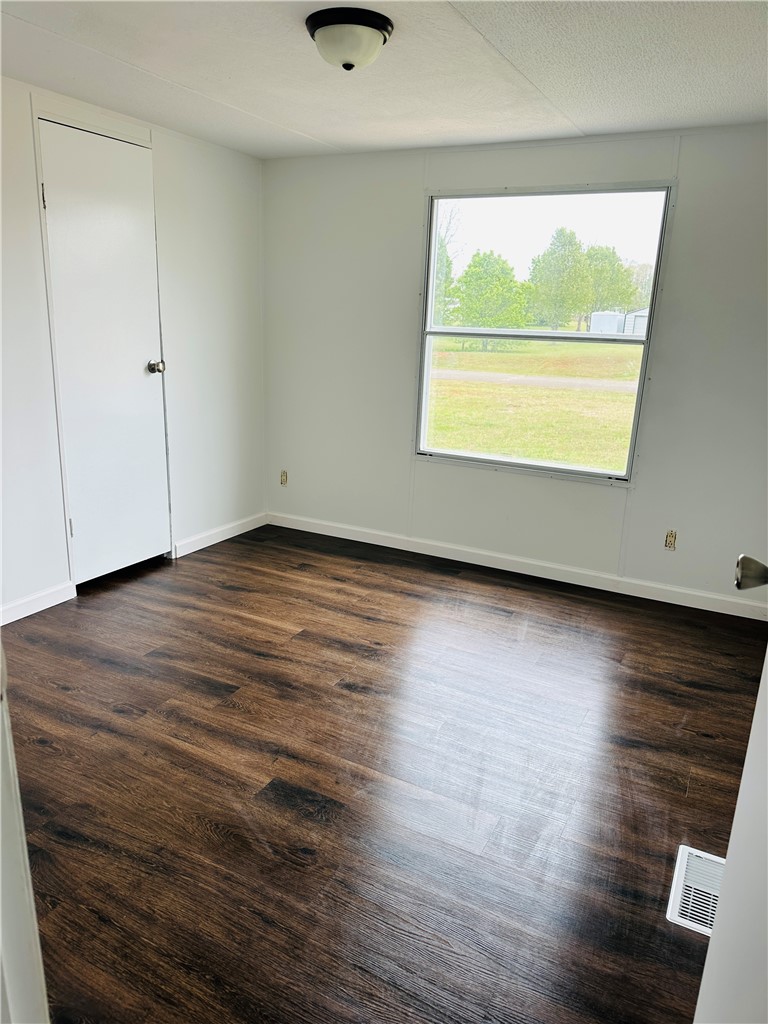134 Arabian Way Anderson, SC 29626 - Photo 19 of 23 This bright room features durable flooring, creating a comfortable and inviting atmosphere.