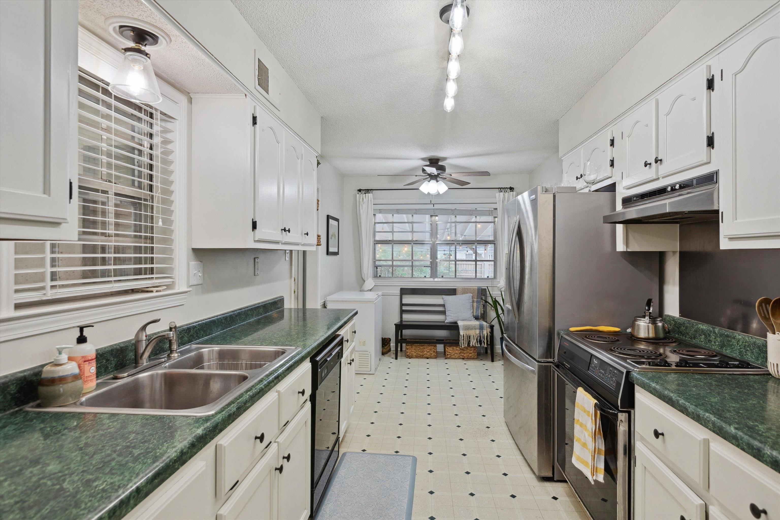 5857 Ridgevale Avenue Memphis, TN 38119 - Photo 12 of 25 Gallery Image 12