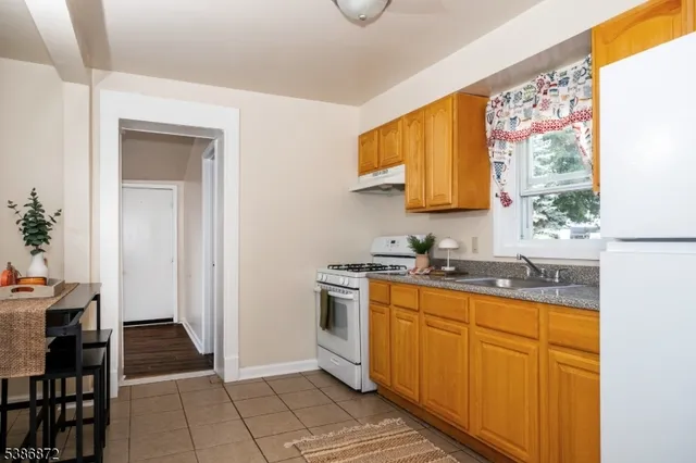 $638,000 | 68 Mohawk Avenue, Hawthorne, NJ 07506