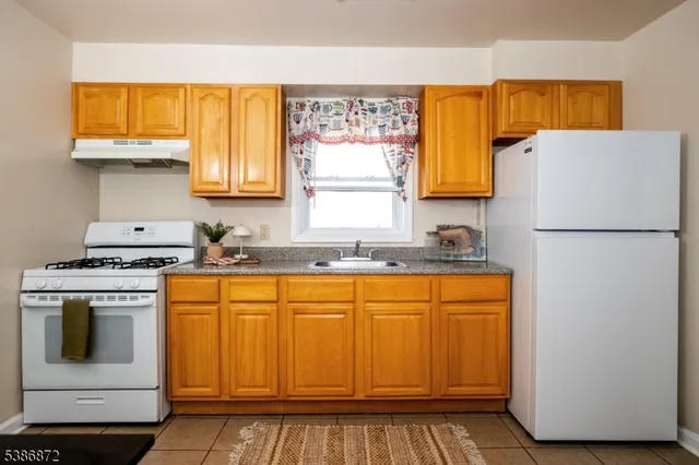 $638,000 | 68 Mohawk Avenue, Hawthorne, NJ 07506