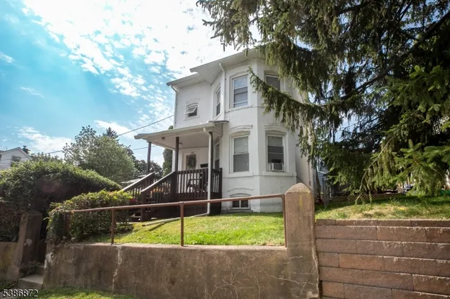 $638,000 | 68 Mohawk Avenue, Hawthorne, NJ 07506