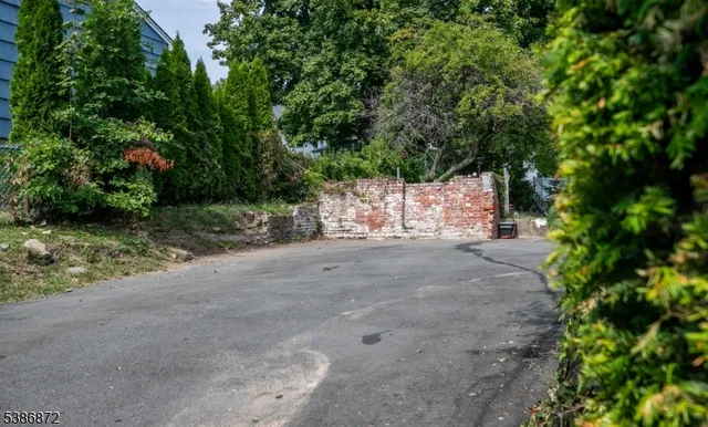 $638,000 | 68 Mohawk Avenue, Hawthorne, NJ 07506