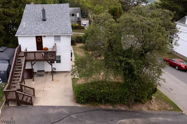 $638,000 | 68 Mohawk Avenue, Hawthorne, NJ 07506