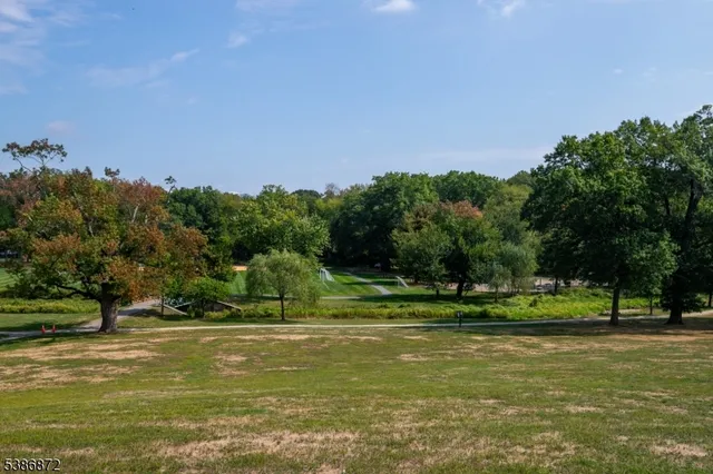 $638,000 | 68 Mohawk Avenue, Hawthorne, NJ 07506