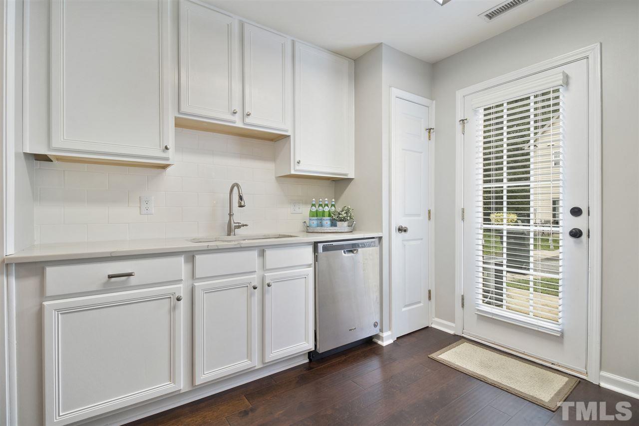 9911 Layla Avenue Raleigh, NC 27617 - Photo 4 of 21