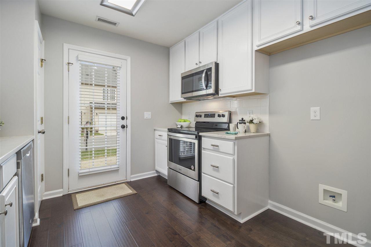 9911 Layla Avenue Raleigh, NC 27617 - Photo 5 of 21