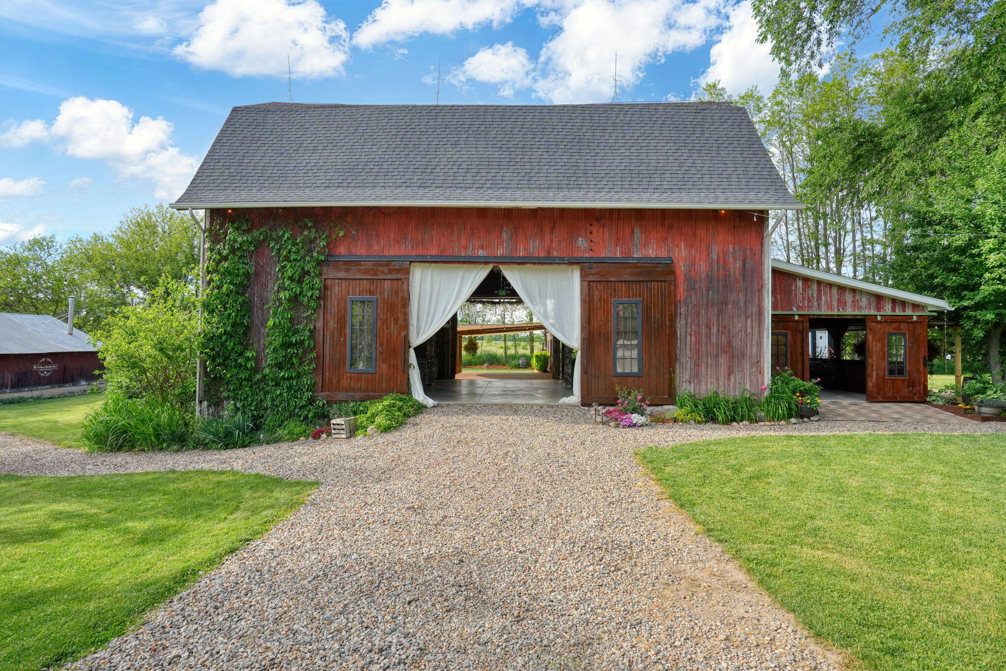 11242 Devereaux Road Parma, MI 49269 - Photo 46 of 100 46-web-or-mls-DSC07366_HDR