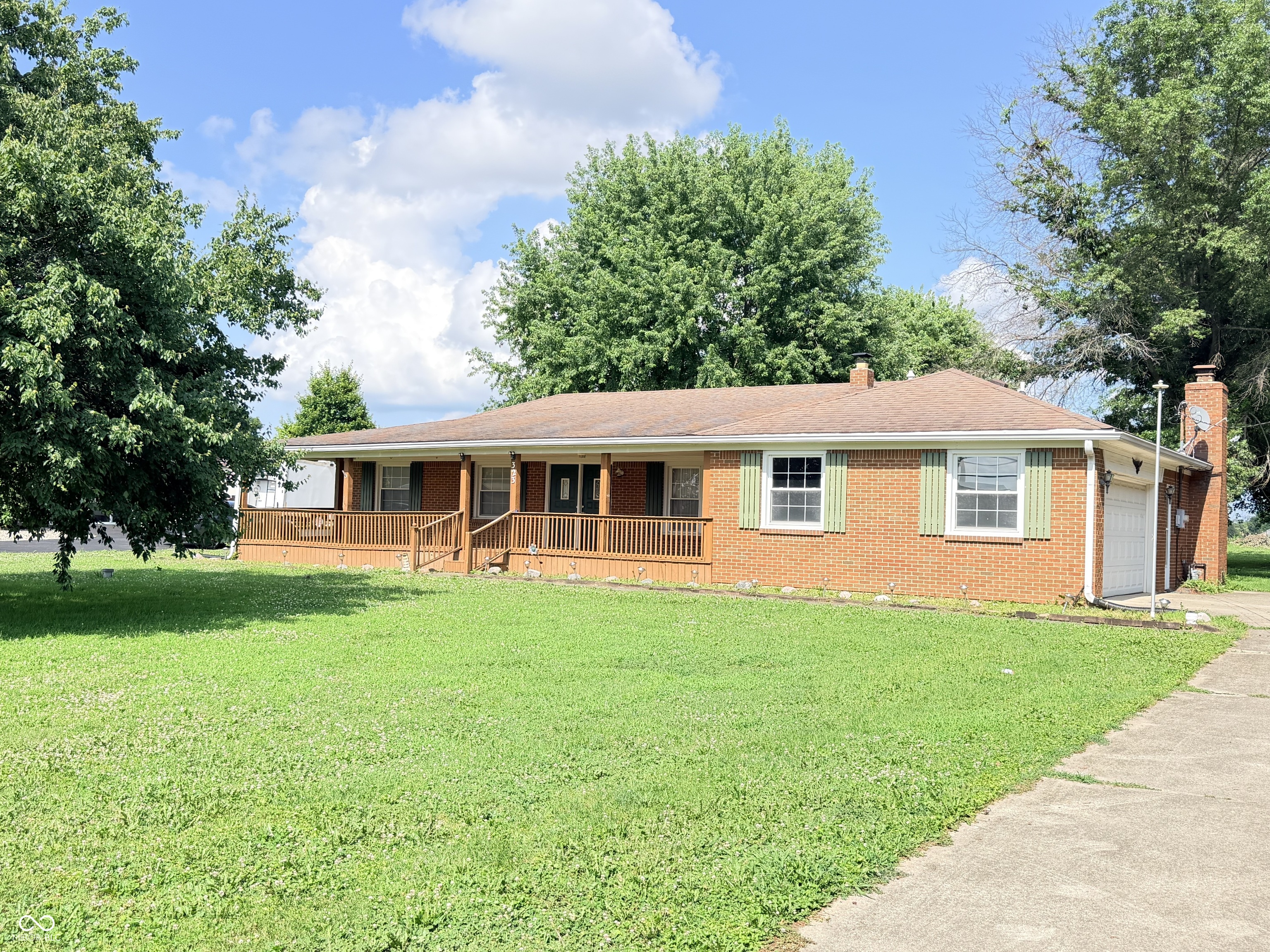 323 North Windswept Road Greenfield, IN 46140 - Photo 1 of 27