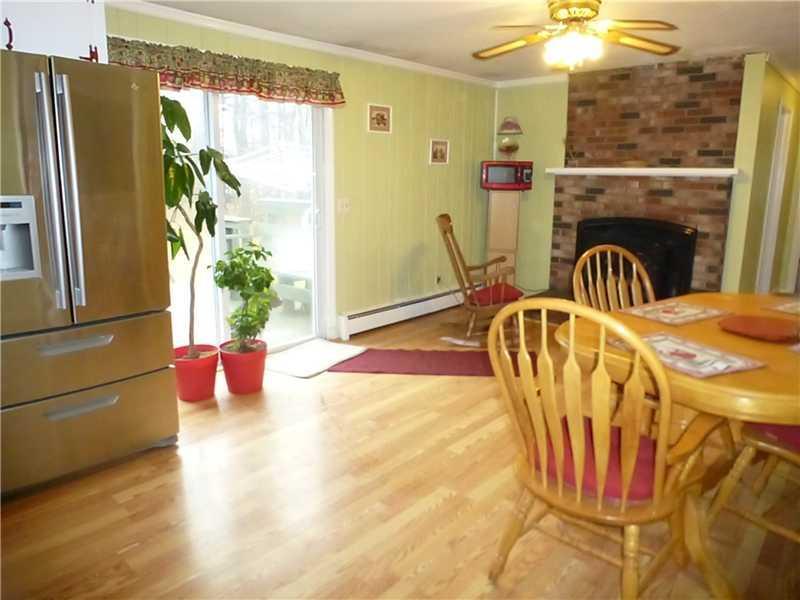 29 Abby Road Windham, ME 04062 - Photo 4 of 13 Kitchen.
