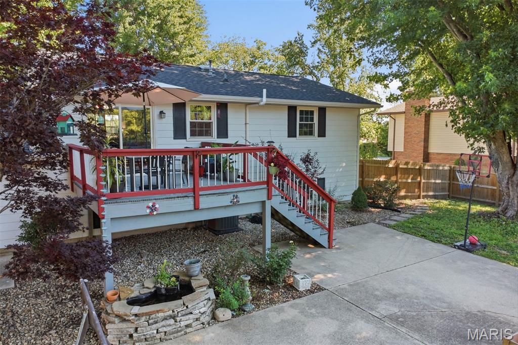 10904 Lake Road Highland, IL 62249 - Photo 12 of 17