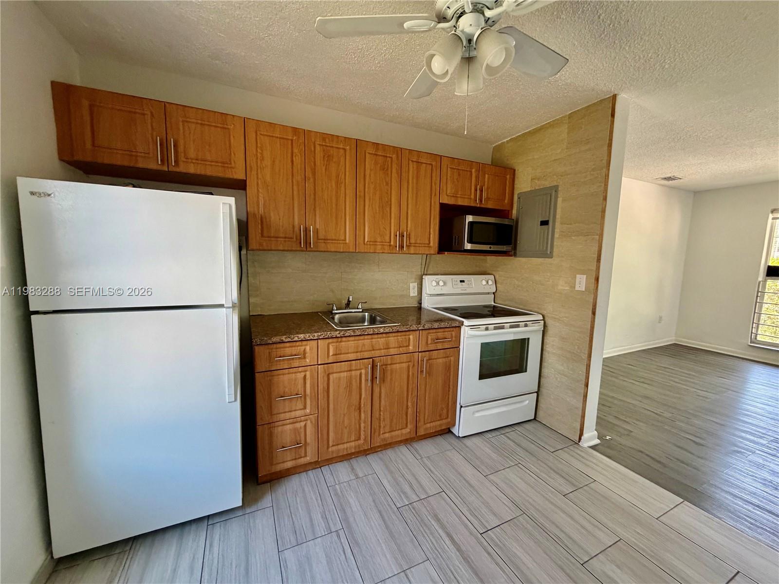 1305 Northwest 4th Street, Unit 3 Miami, FL 33125 - Photo 10 of 12