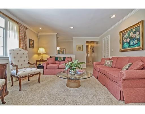 36 Berkeley Road Framingham, MA 01701 - Photo 5 of 38 Gallery Image 5