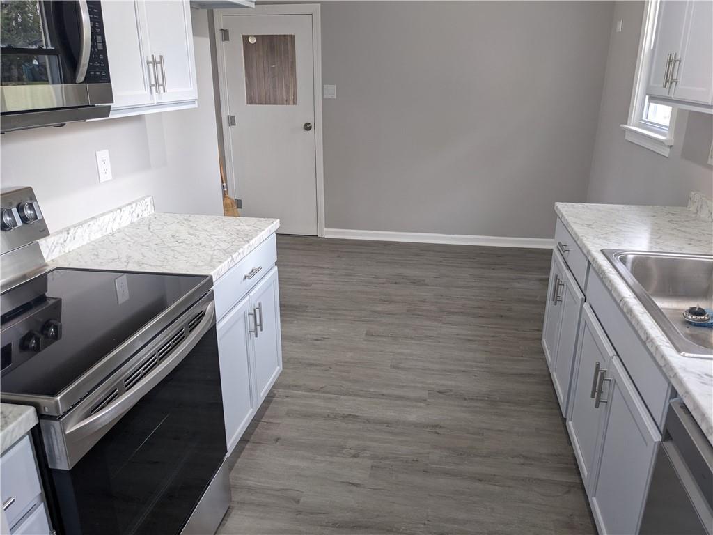 777 Blackhawk Road Beaver Falls, PA 15010 - Photo 4 of 20 Totally remodeled eat in Kitchen.