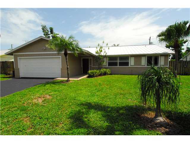 696 Dotterel Road Delray Beach, FL 33444 - Photo 1 of 17 Primary Photo