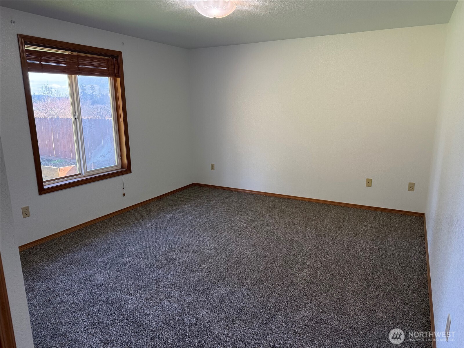 112 Jackson View Drive Chehalis, WA 98532 - Photo 12 of 24