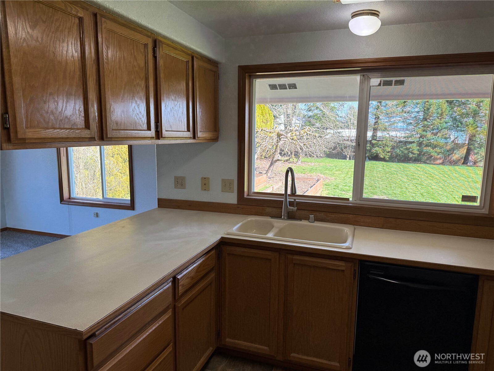 112 Jackson View Drive Chehalis, WA 98532 - Photo 10 of 24