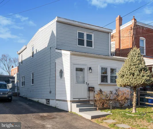 $275,000 | 3915 James Street, Drexel Hill, PA 19026