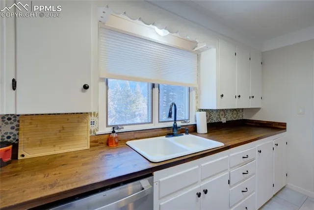 $645,000 | 5835 Carnia Road, Cascade, CO 80809