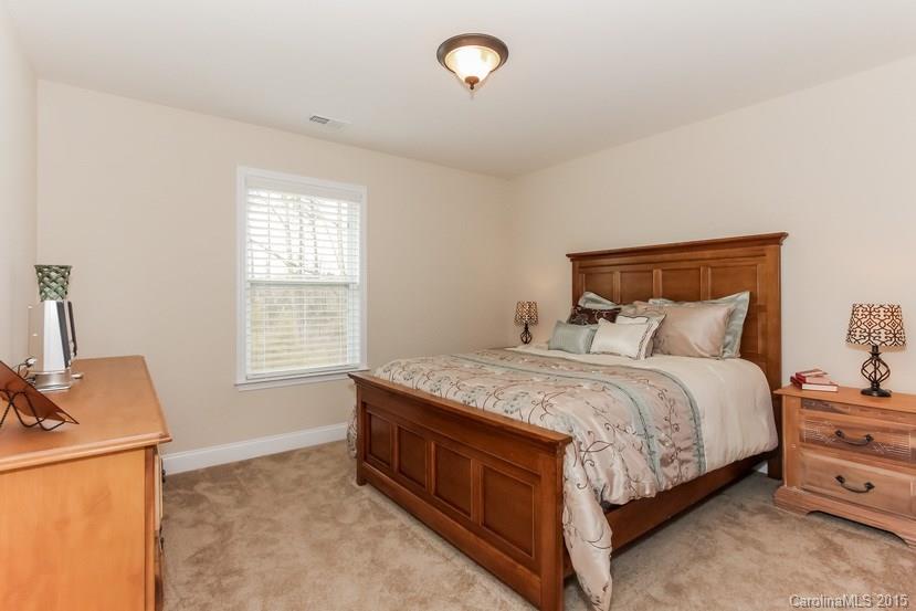 4323 Bright Road, Unit 190 Charlotte, NC 28214 - Photo 14 of 23 Gallery Image 14