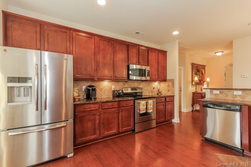 4323 Bright Road, Unit 190 Charlotte, NC 28214 - Photo 5 of 23 Gallery Image 5