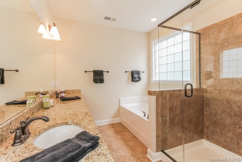 4323 Bright Road, Unit 190 Charlotte, NC 28214 - Photo 10 of 23 Gallery Image 10