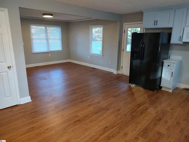 $2,000 | 111 Middleton Lane, Greenville, SC 29607