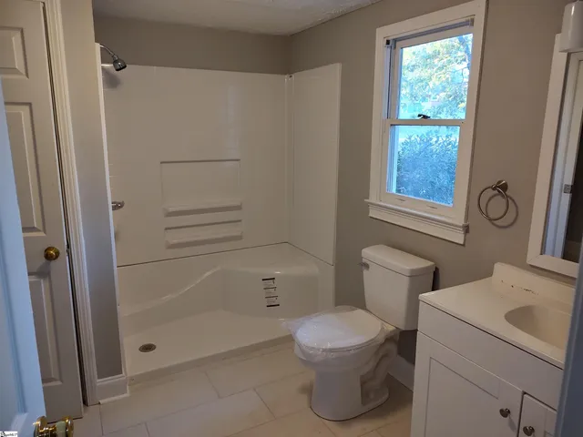 $2,000 | 111 Middleton Lane, Greenville, SC 29607