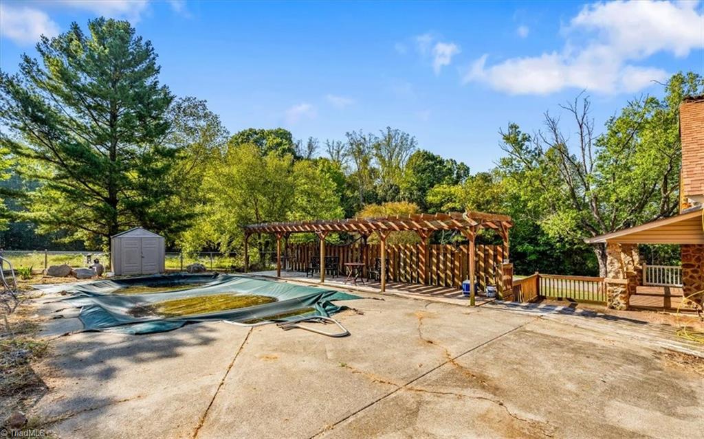 907 Irvin Farm Road Reidsville, NC 27320 - Photo 34 of 48 Gallery Image 34