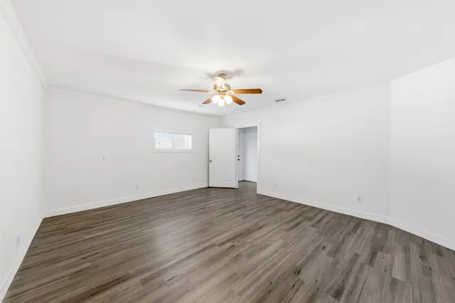 $2,300 | 5818 Chinaberry Drive, Houston, TX 77092