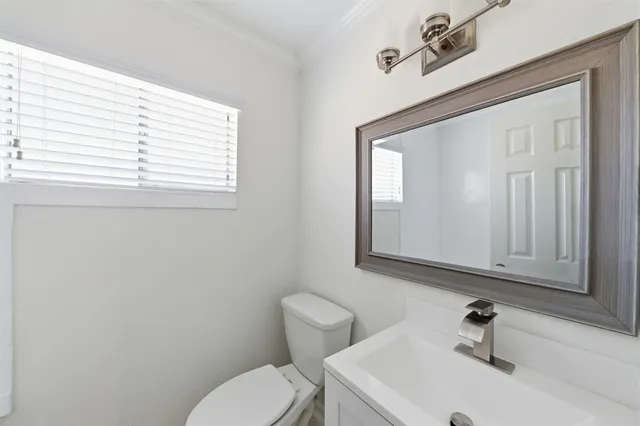 $2,300 | 5818 Chinaberry Drive, Houston, TX 77092