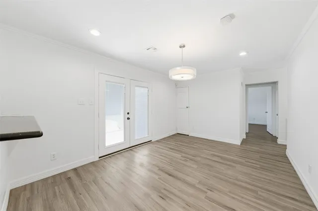 $2,300 | 5818 Chinaberry Drive, Houston, TX 77092