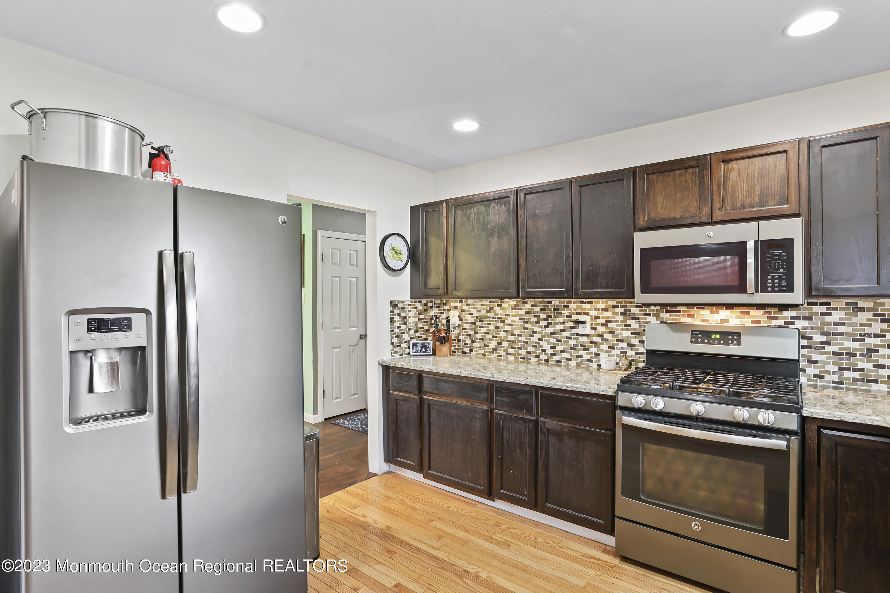 444 Temple Road Pemberton, NJ 08068 - Photo 5 of 32 8V7A8008