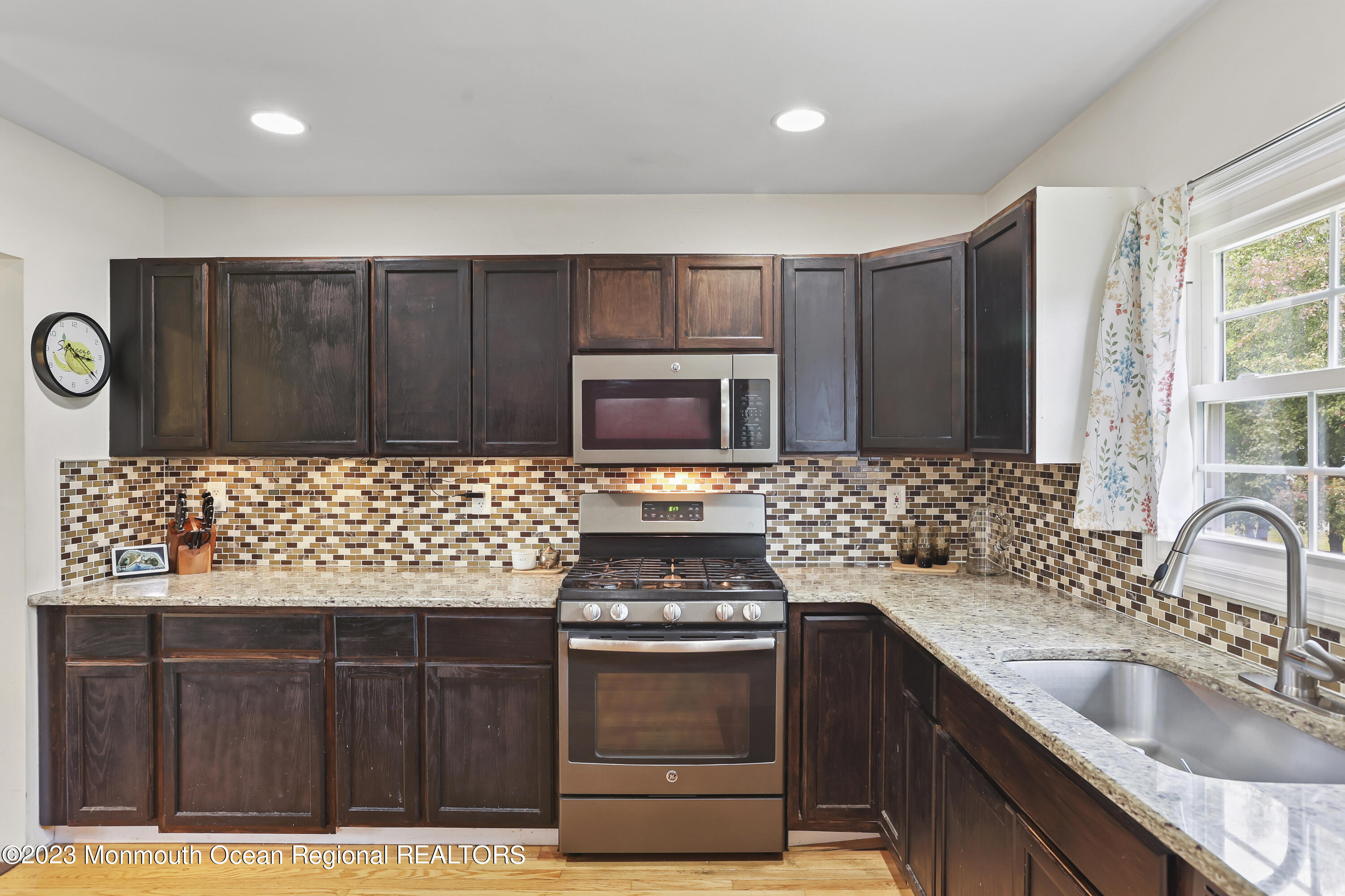 444 Temple Road Pemberton, NJ 08068 - Photo 6 of 32 8V7A8003