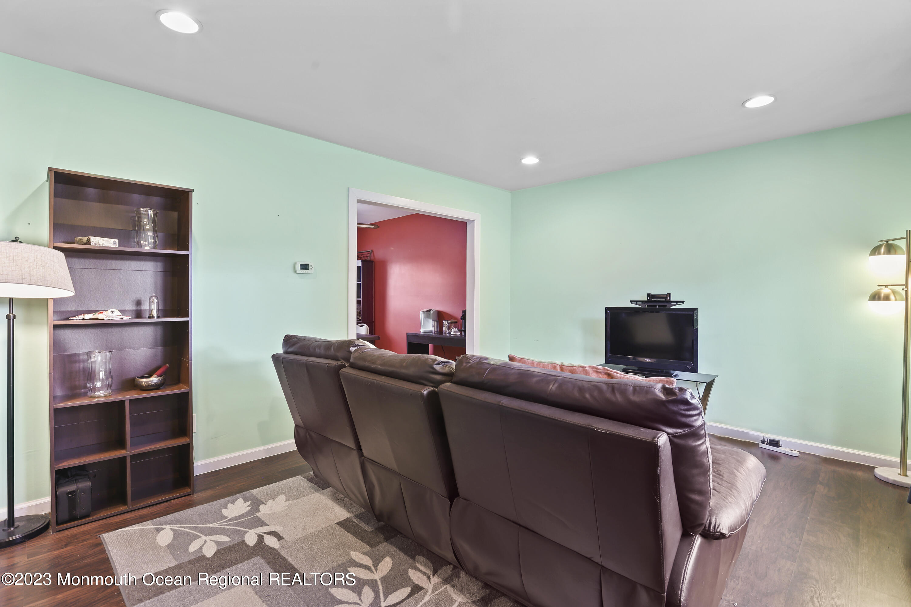 444 Temple Road Pemberton, NJ 08068 - Photo 9 of 32 8V7A7983