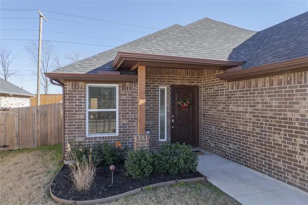 $2,055 | 1707 Aleia Cove, Sherman, TX 75092