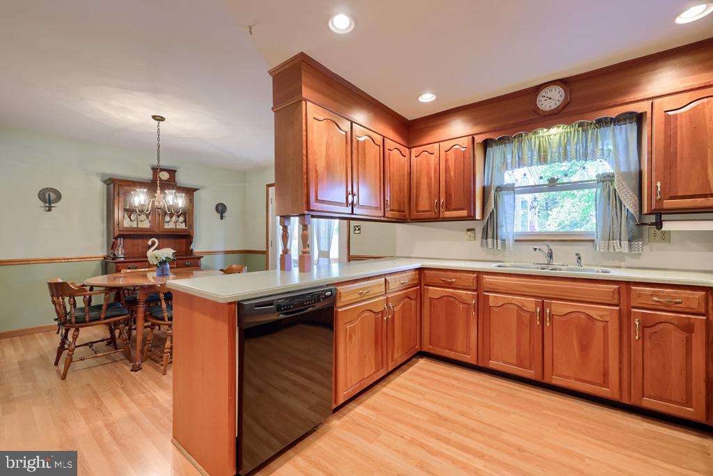 915 May Road Lititz, PA 17543 - Photo 12 of 29