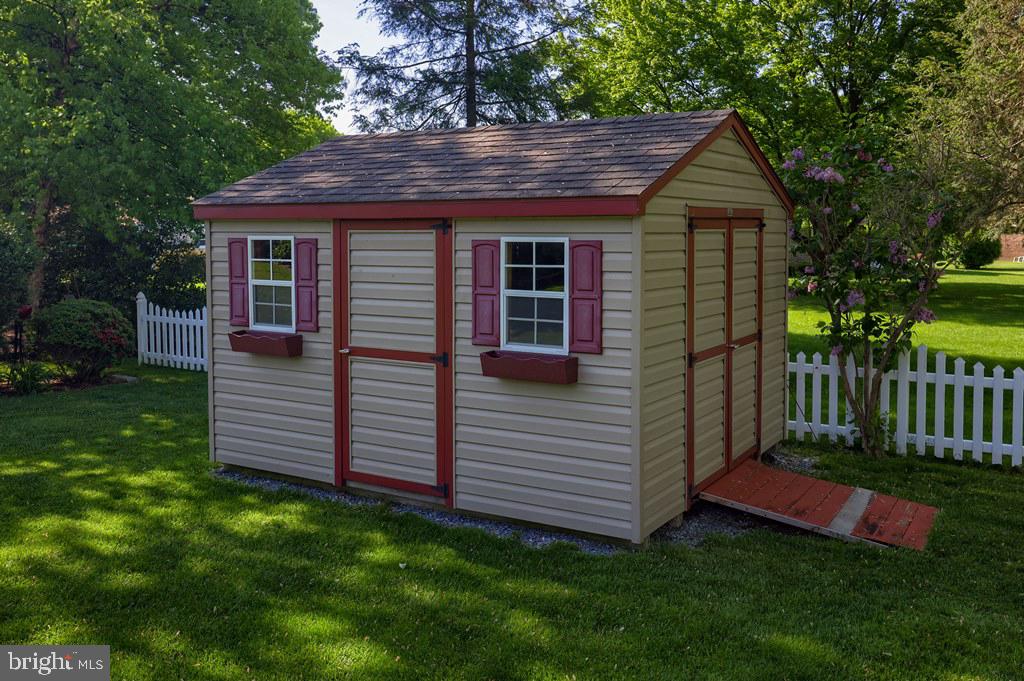 915 May Road Lititz, PA 17543 - Photo 26 of 29