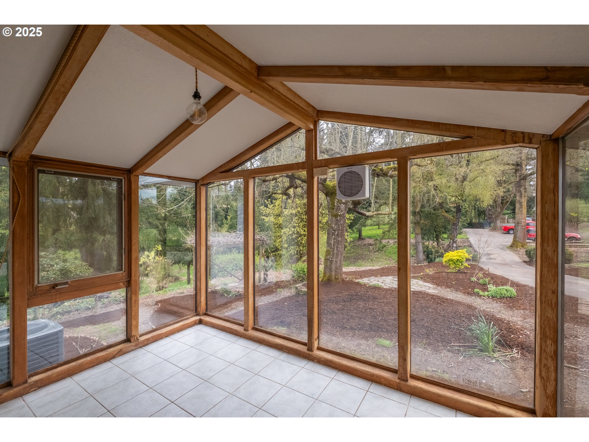 10274 Ehlen Road Northeast Aurora, OR 97002 - Photo 29 of 48