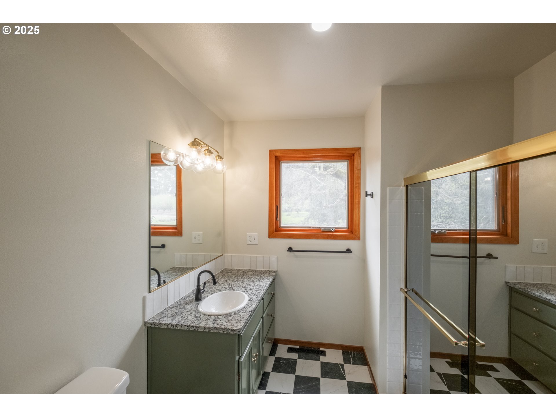 10274 Ehlen Road Northeast Aurora, OR 97002 - Photo 34 of 48