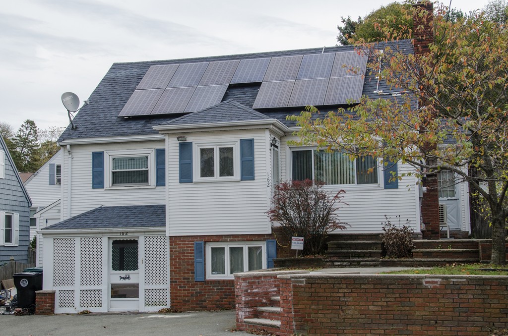 162 Marlborough Road Salem, MA 01970 - Photo 2 of 30 Gallery Image 2
