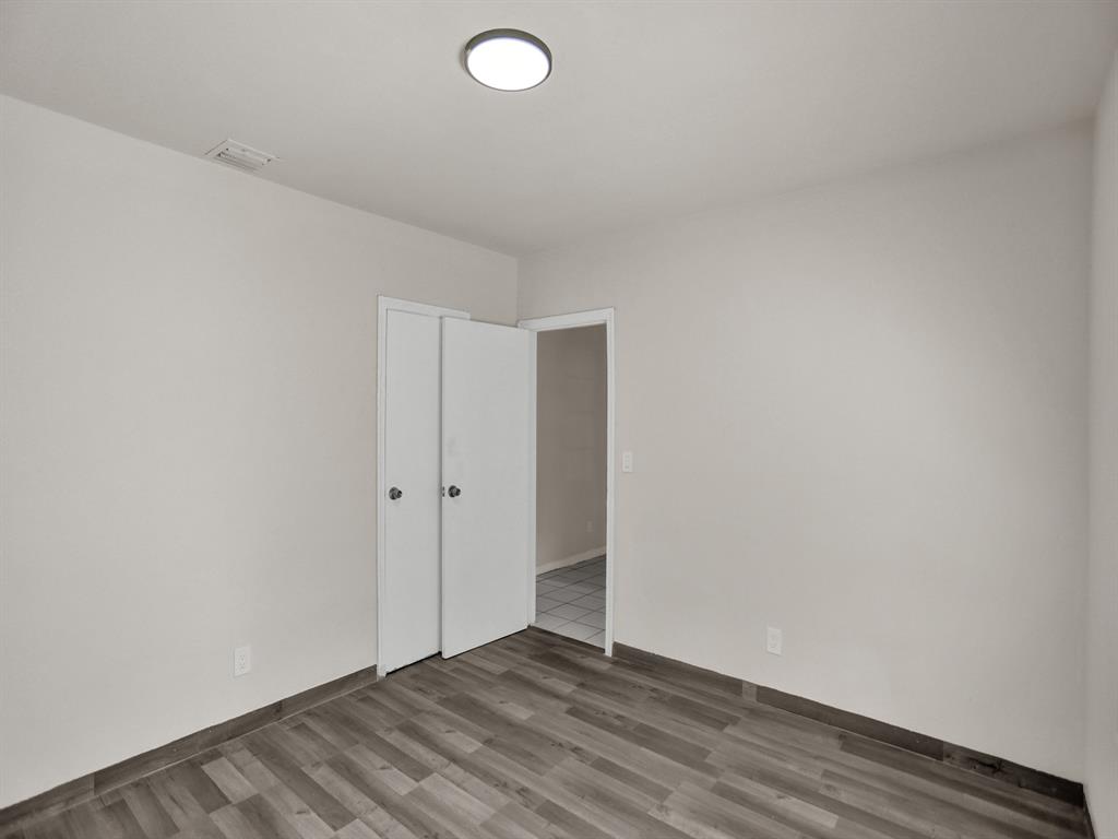 535 Northwest 91st Street, Unit 2 Miami, FL 33150 - Photo 10 of 20 a view of an empty room